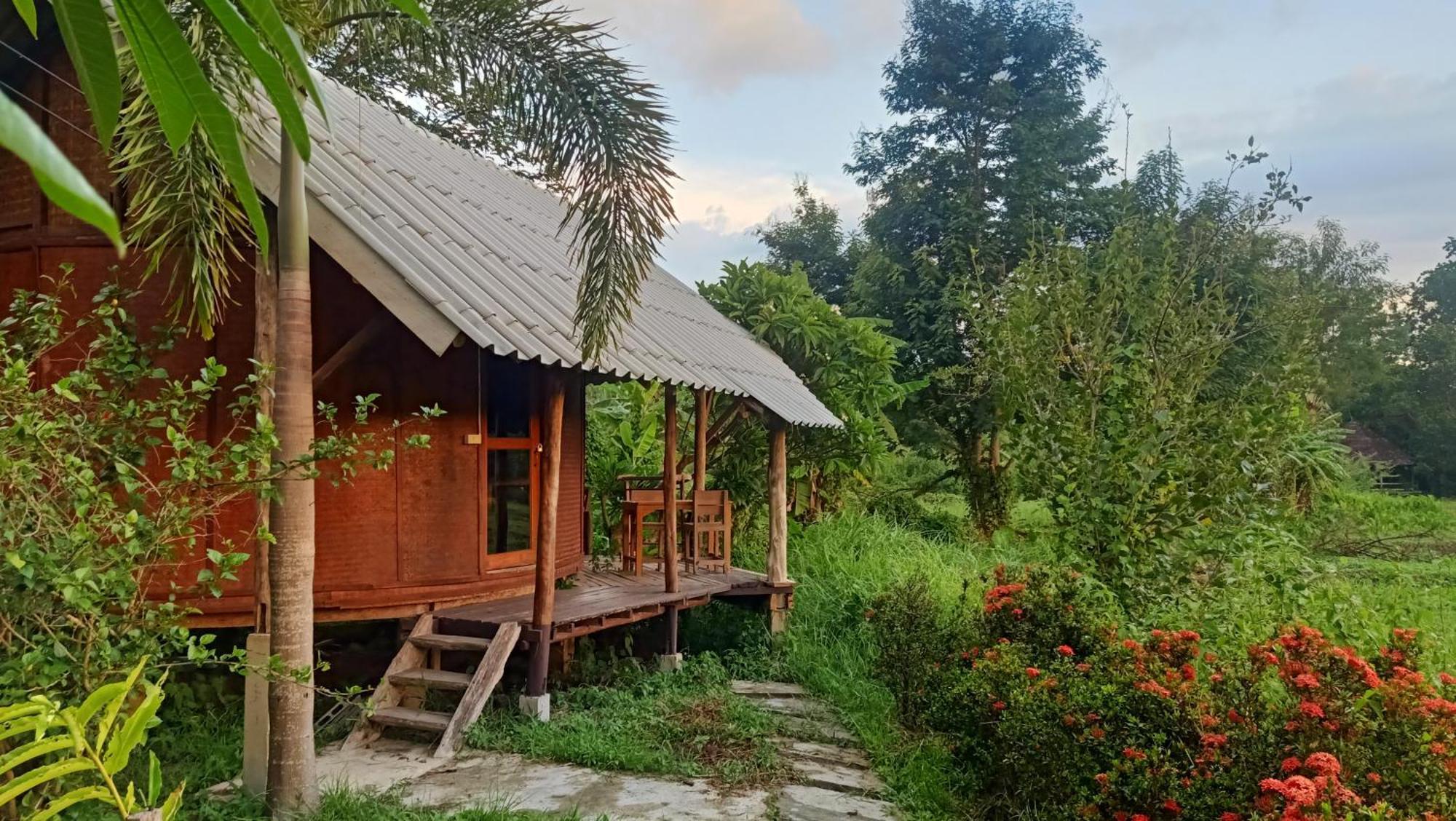 Ing Doi Guest House Pai Eksteriør bilde